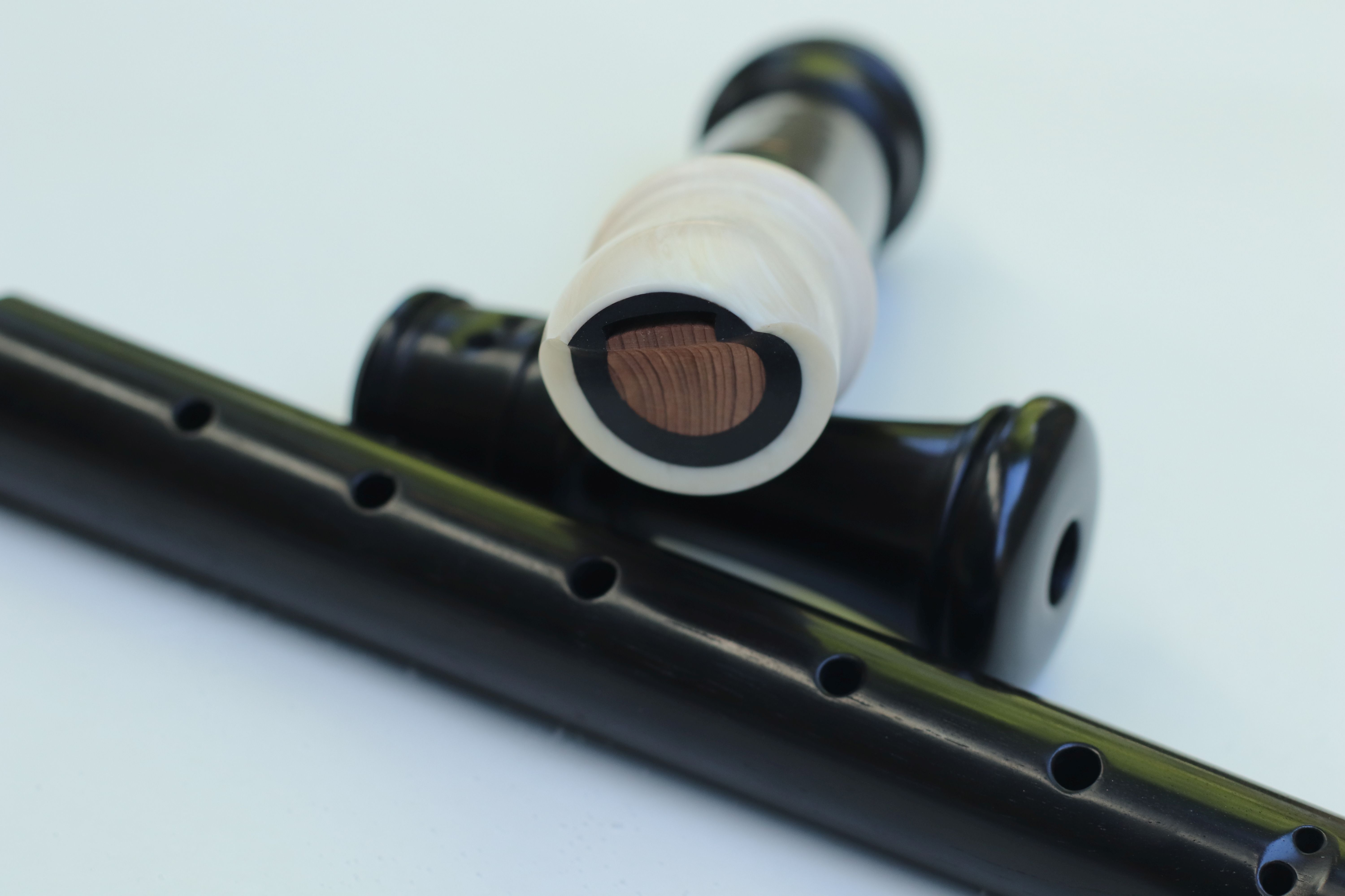 Baroque alto recorder grenadilla detail